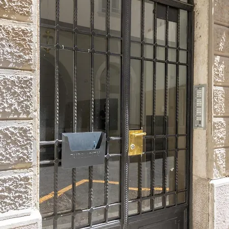 La Via Di Nandi * Trieste