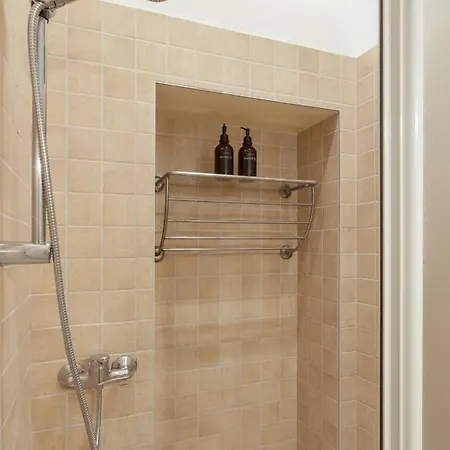 아파트 La Via Di Nandi